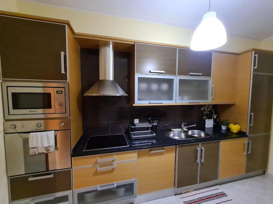 Luxury 2 Bed Carvoeiro Apartment การ์วอยโร ภายนอก รูปภาพ
