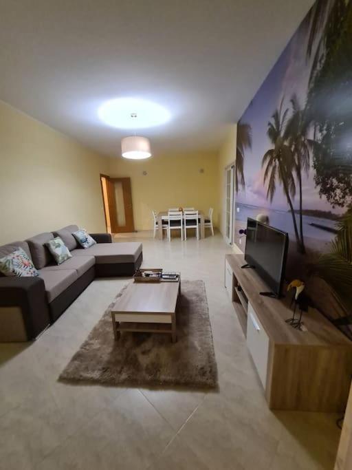 Luxury 2 Bed Carvoeiro Apartment การ์วอยโร ภายนอก รูปภาพ